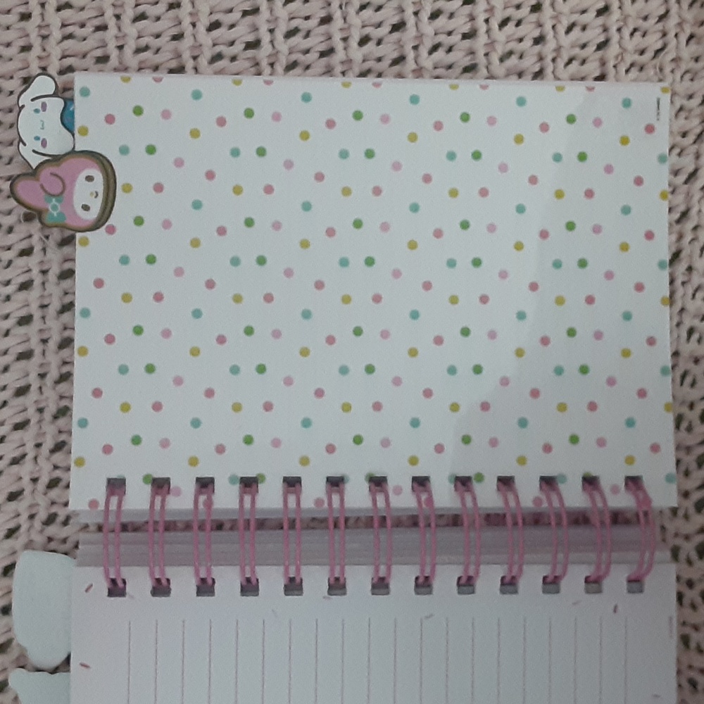 Hello Kitty & Friends Notebook & Sticker Set - Picture 6 of 11